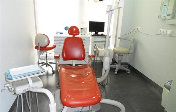 Clínica Dental Senlleira